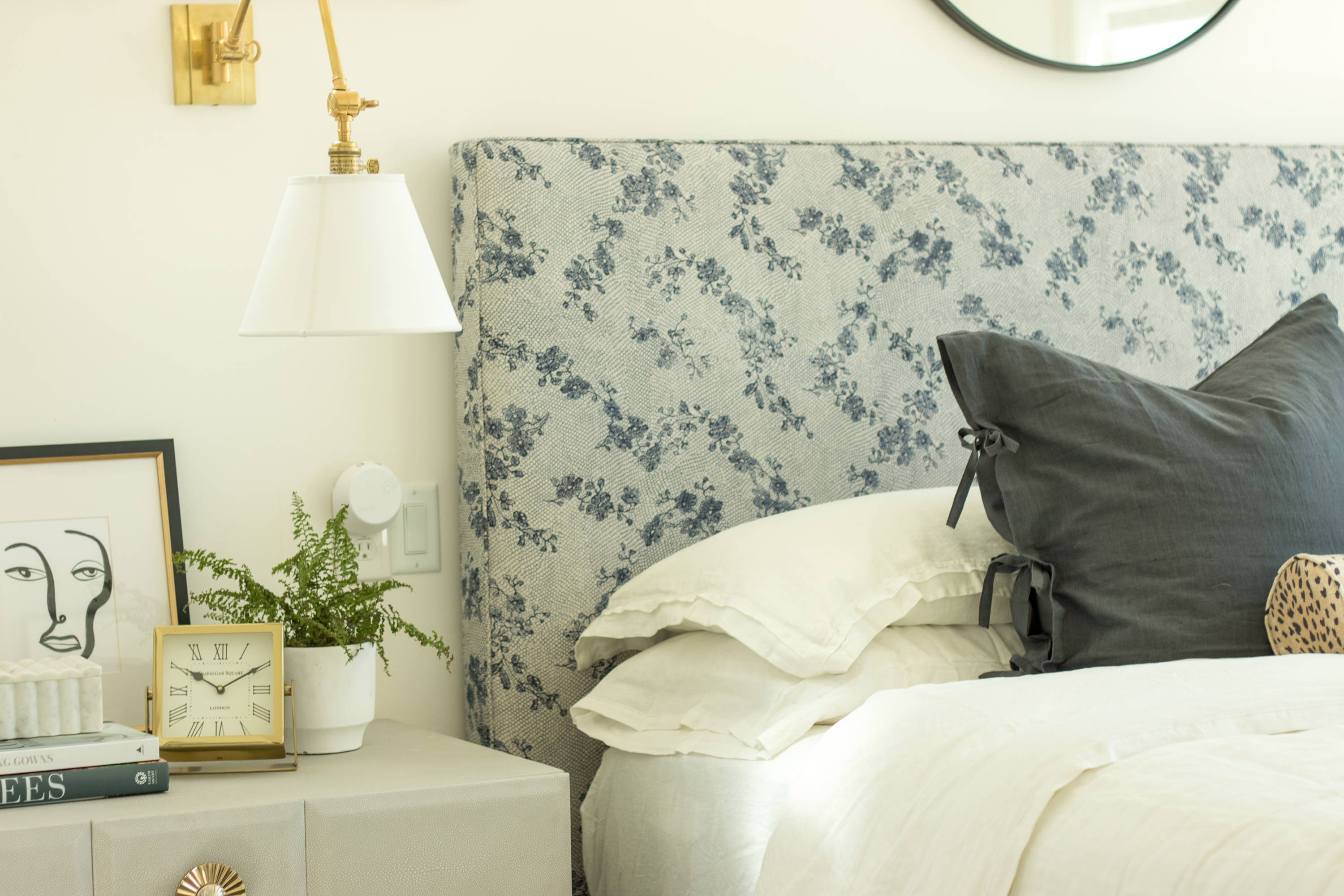 Pura Bedroom